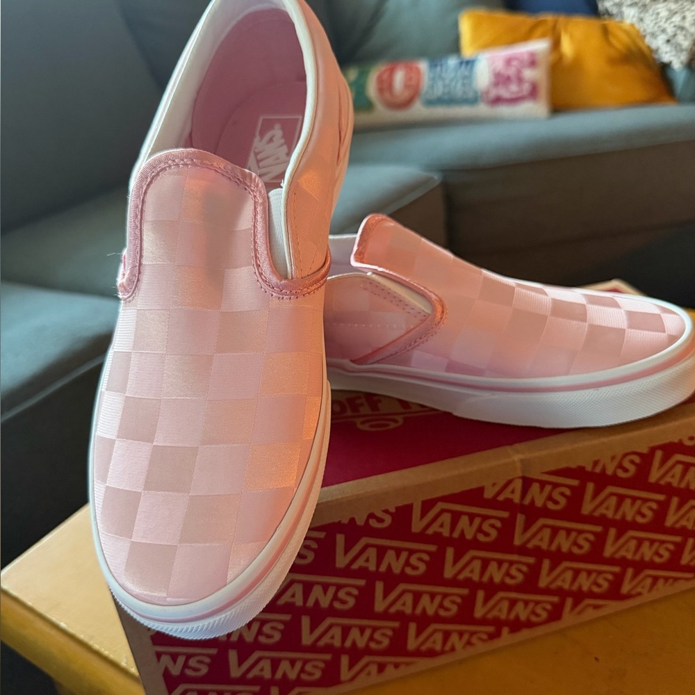 Vans Classic Slip-On Satin Checkerboard Sepia Skate
Big Kids 6
